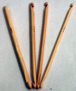 Dubbel kroknål trä kort 15 cm 4mm 200-004